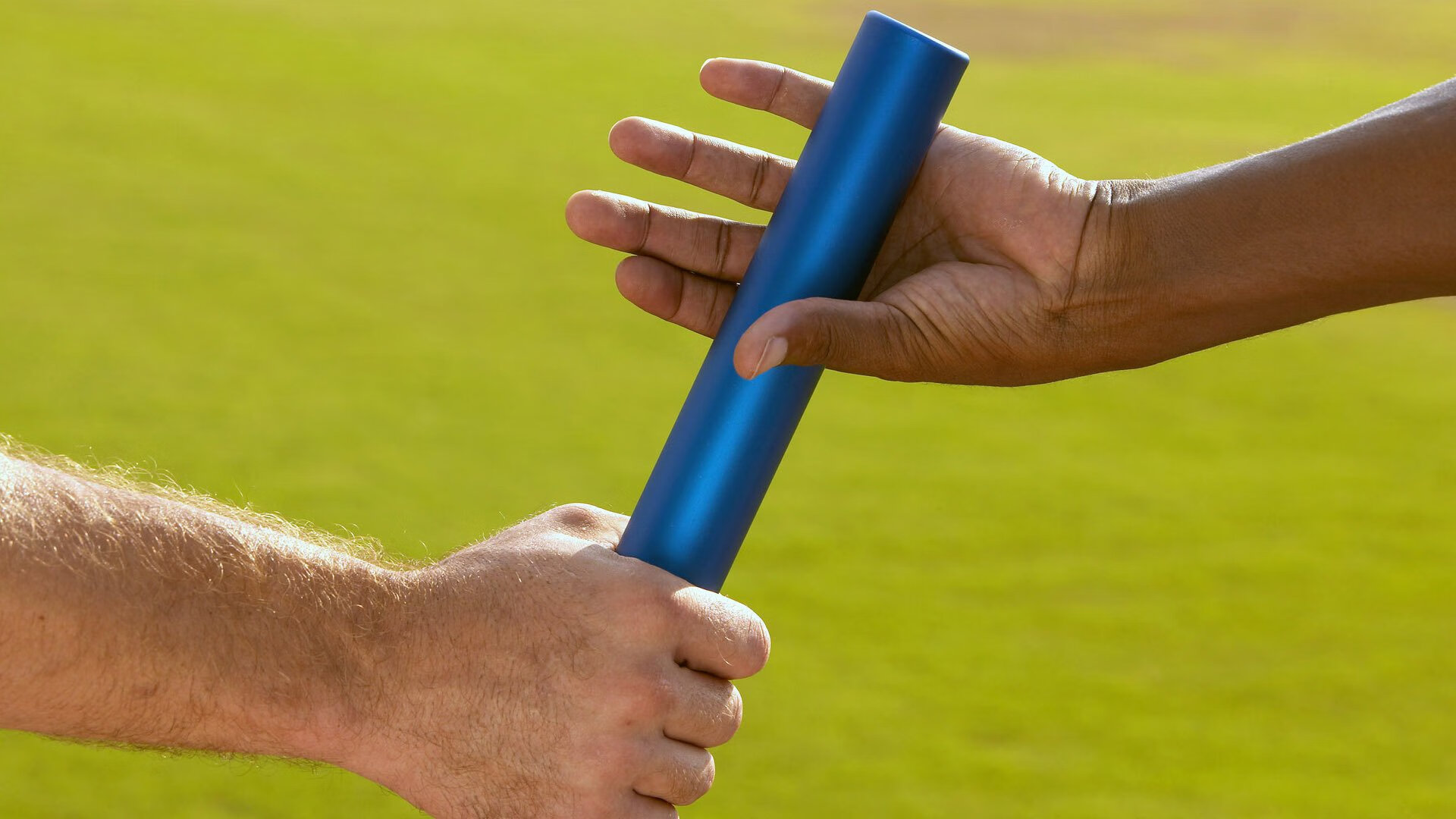 世界各地举办足球慈善赛，传递爱心力量，足球公益项目